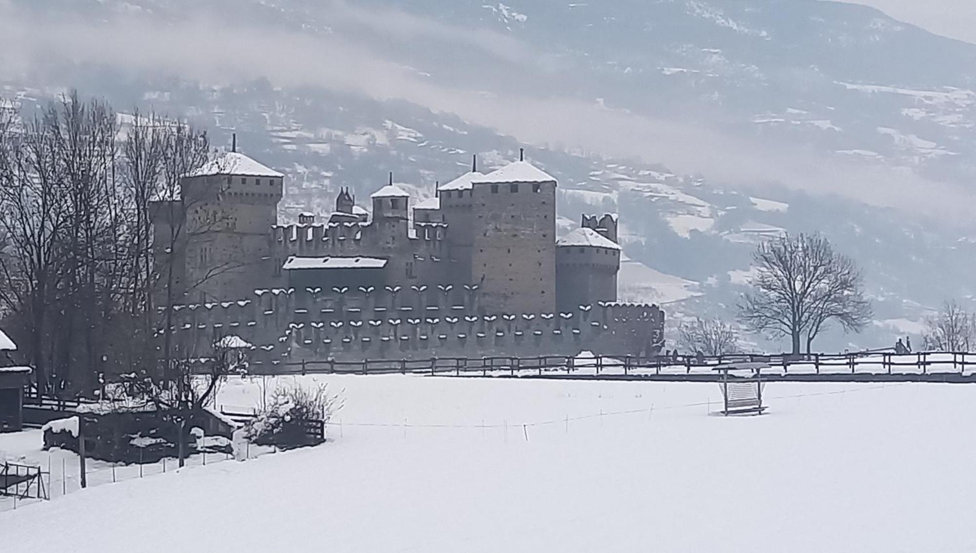 Вилла Vue Du Chateau Фенис Экстерьер фото